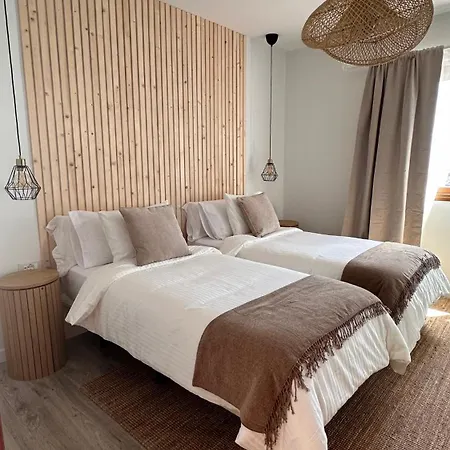 Casa Regina Tenerife לינה וארוחת בוקר