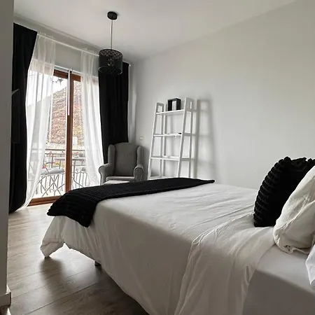 Casa Regina Tenerife לינה וארוחת בוקר