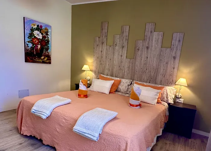 Casa Regina Tenerife לינה וארוחת בוקר