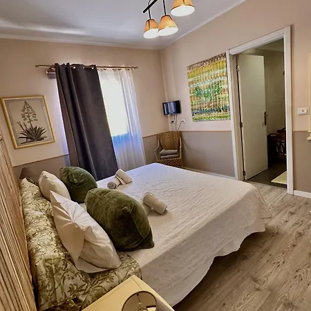 فندق مبيت وإفطار Casa Regina Tenerife 3*